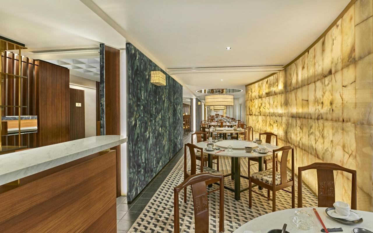 Goodwood Park Hotel Singapore Eksteriør billede The interior of the restaurant
