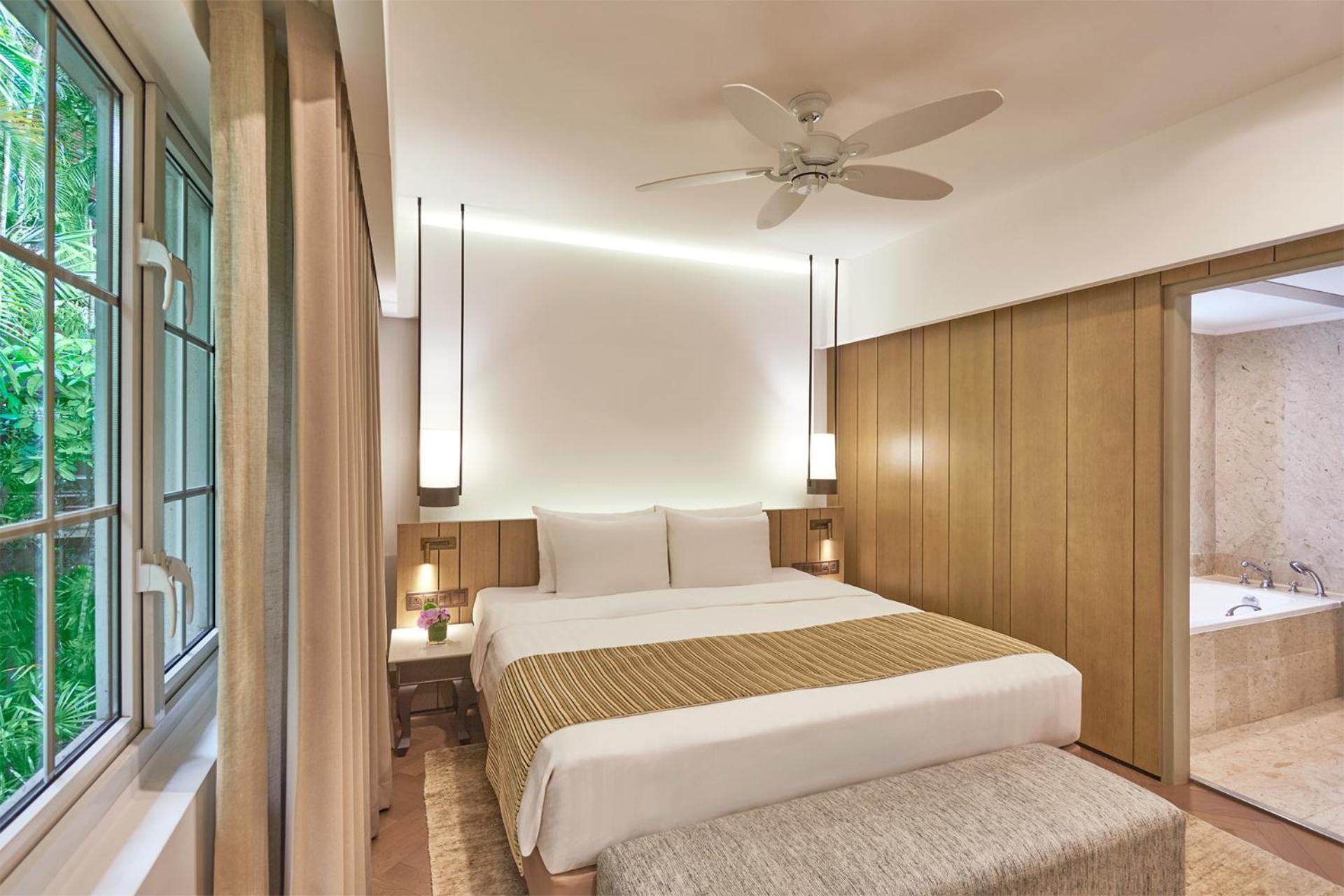 Goodwood Park Hotel Singapore Værelse billede A bedroom at the hotel